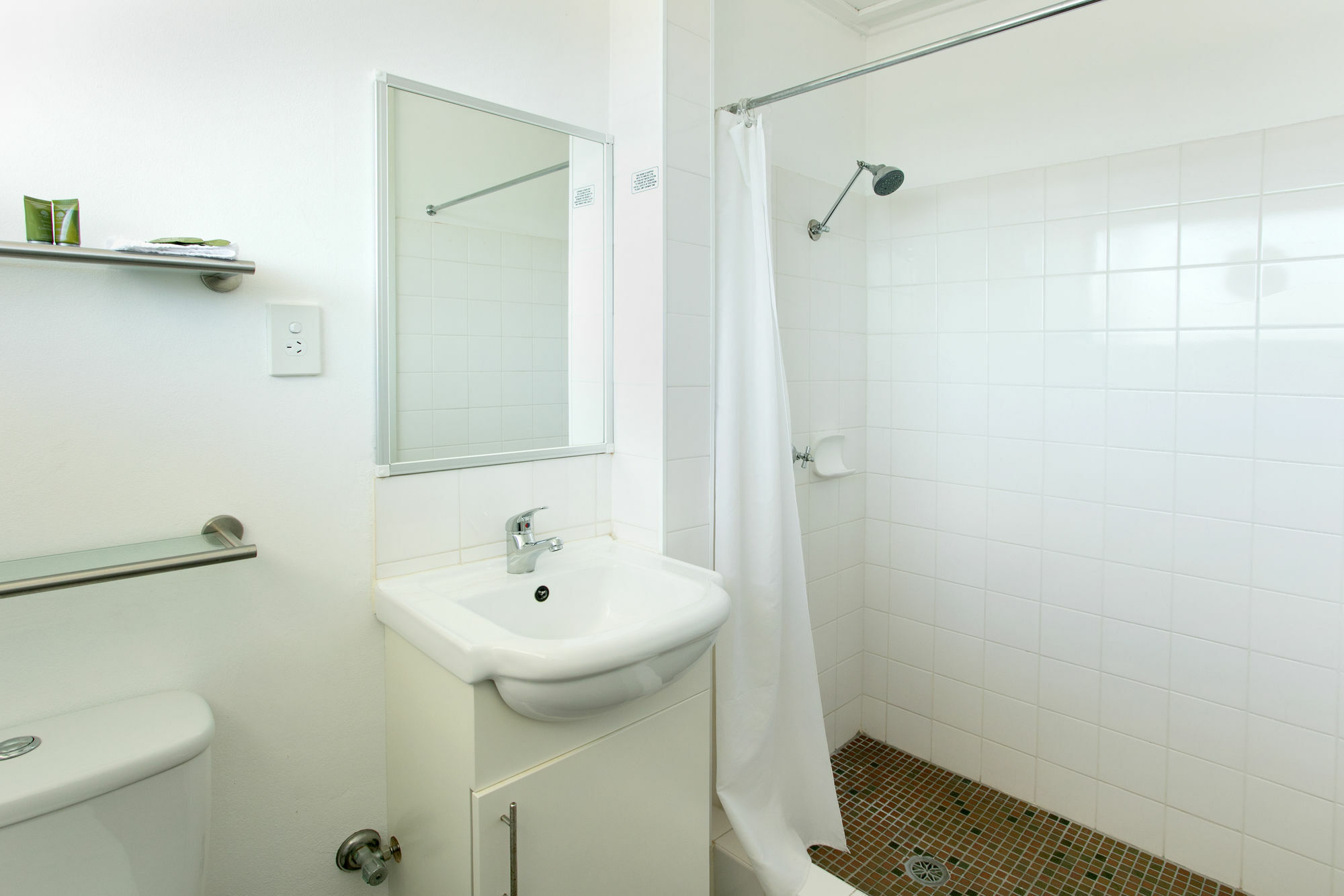 บาธเฮิสต์ อพาร์ตเมนต์ Aparthotel บาเทิร์สต์ ภายนอก รูปภาพ